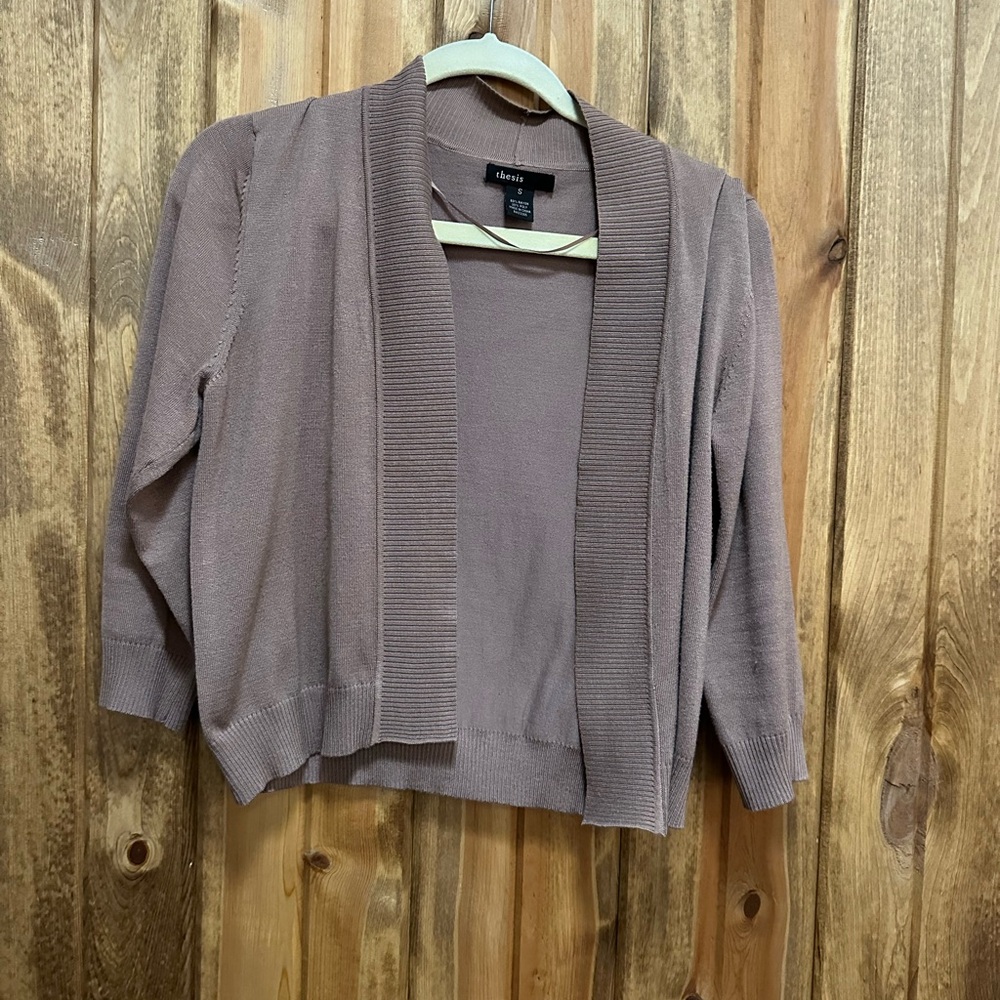 Thesis brand crop 3/4 sleeve sweater